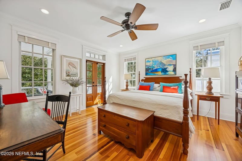 1102 Ladies St, Fernandina Beach, FL 32034