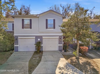 848 Black Cherry Dr, St Johns, FL 32259