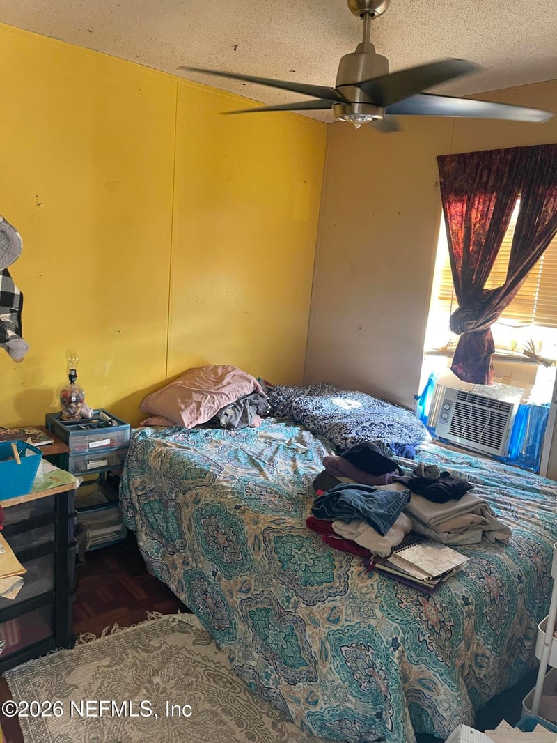 583 Brookview Dr, Jacksonville, FL 32225