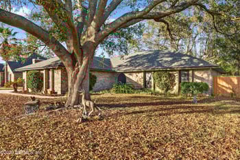 2479 Stonebridge Dr, Orange Park, FL 32065