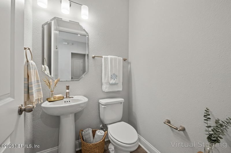 317 Oak Shadow Pl, St Johns, FL 32259