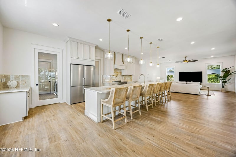 424 3rd St, Fernandina Beach, FL 32034