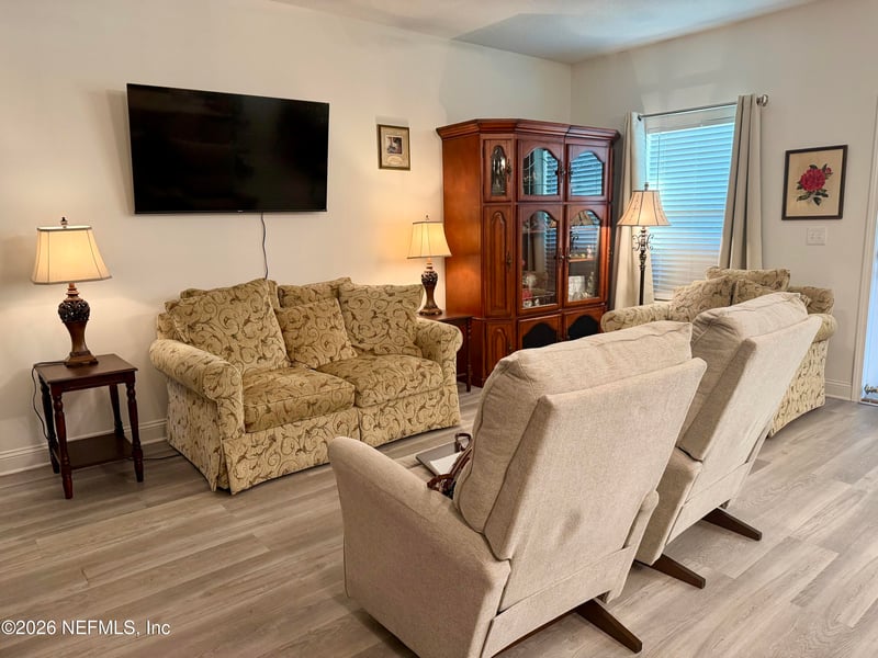 3083 Zeyno Dr, Middleburg, FL 32068