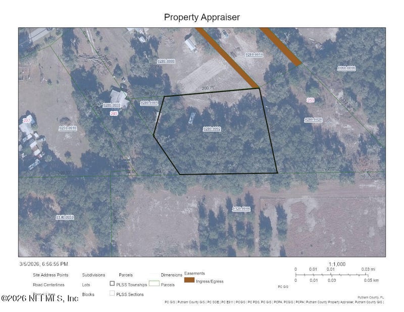 249 Main St, Pomona Park, FL 32181