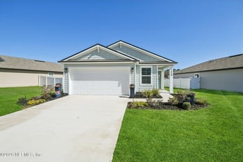 2458 Falling Star Ln, Green Cove Springs, FL 32043
