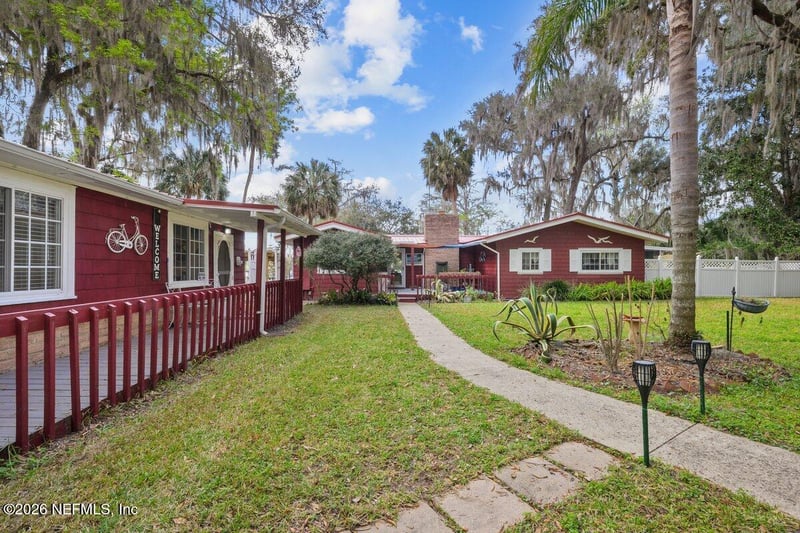 101 Orange St, Satsuma, FL 32189