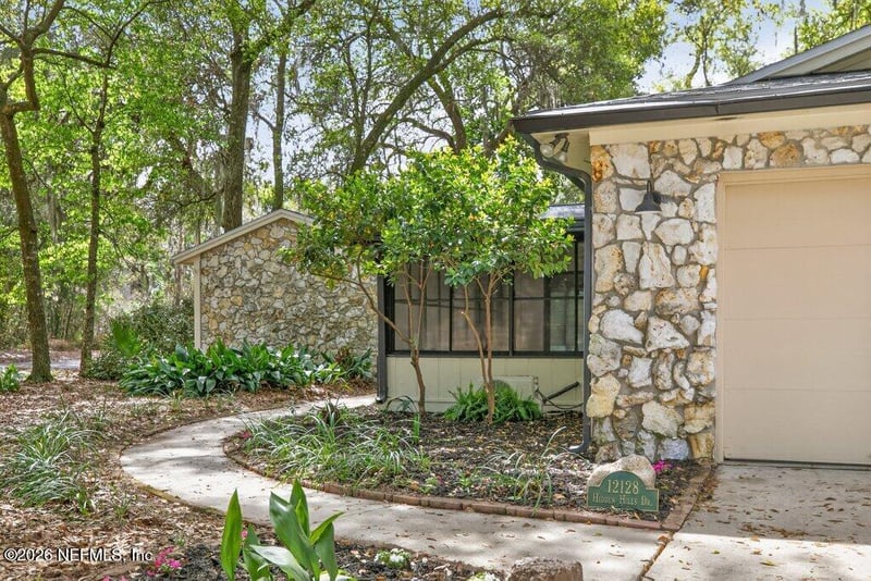 12128 Hidden Hills Dr, Jacksonville, FL 32225