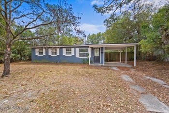 1020 Ake Ln, Jacksonville, FL 32218