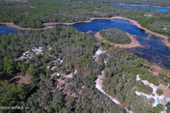 118 Acacia St, Crescent City, FL 32112