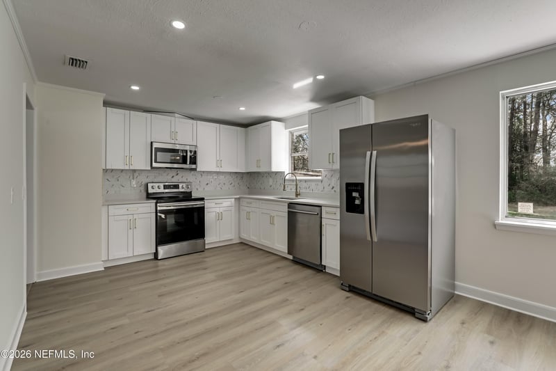 2864 Jerry Ln, Jacksonville, FL 32218