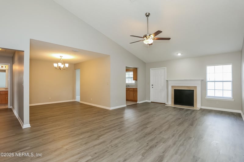 12635 Ashglen Dr, Jacksonville, FL 32224