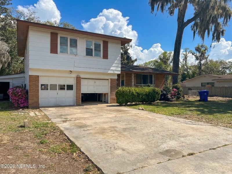 2171 Holly Leaf Ln, Orange Park, FL 32073