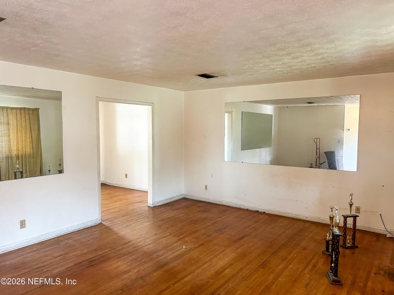 2171 Holly Leaf Ln, Orange Park, FL 32073