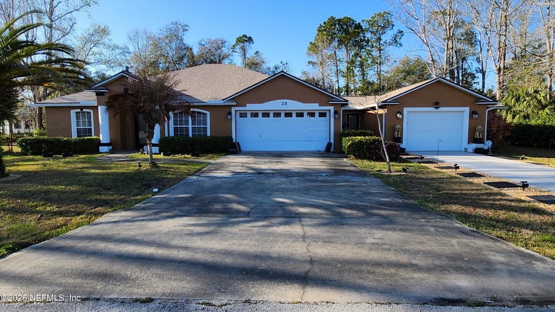 23 Persimmon Dr, Palm Coast, FL 32164