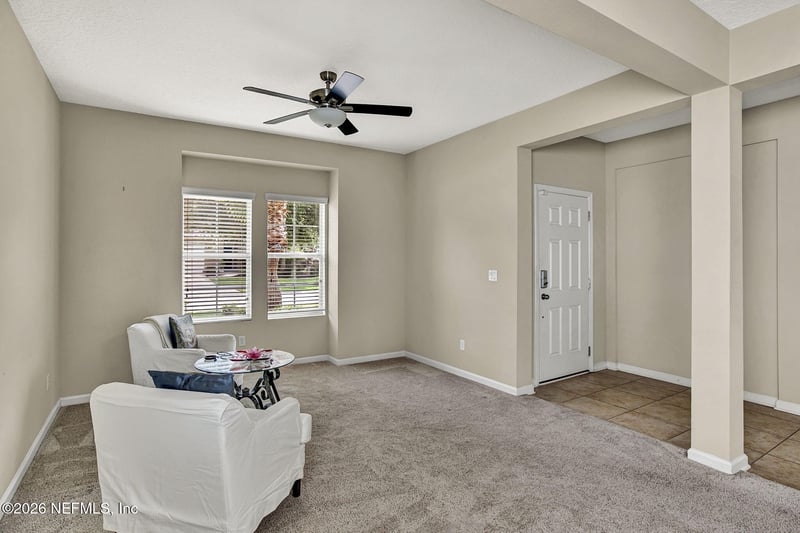 10320 Oxford Lakes Dr, Jacksonville, FL 32257