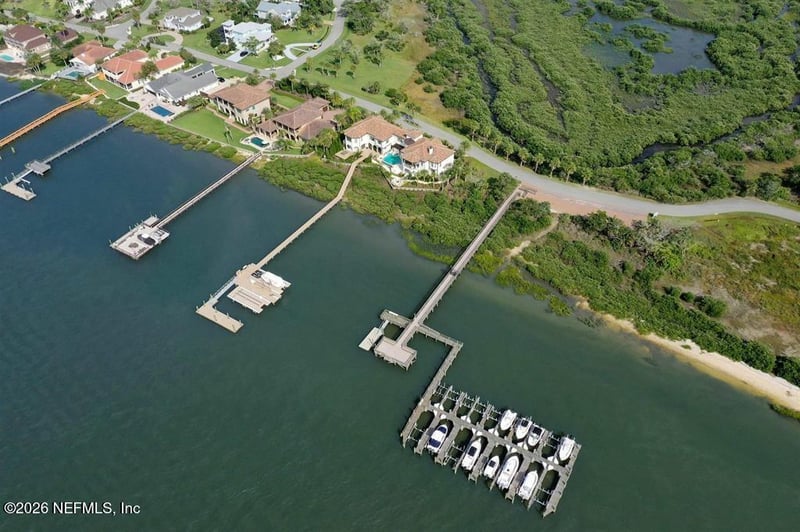 220 Pelican Reef Dr, St Augustine, FL 32080