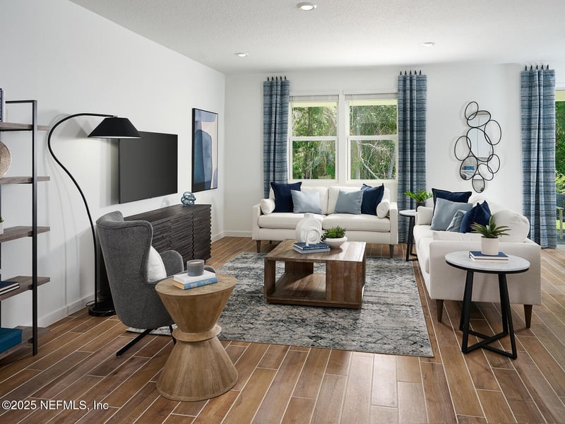 7434 Everett Forest Dr, Jacksonville, FL 32219