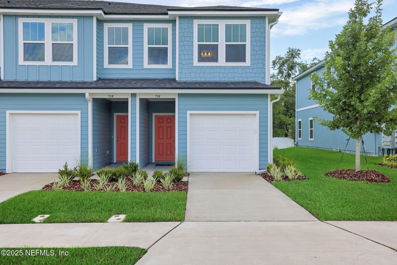 733 Sailor Grove Ln, Jacksonville, FL 32221