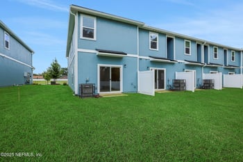 733 Sailor Grove Ln, Jacksonville, FL 32221