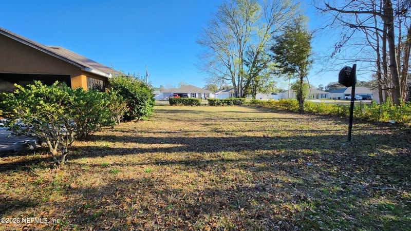 23 Persimmon Dr, Palm Coast, FL 32164