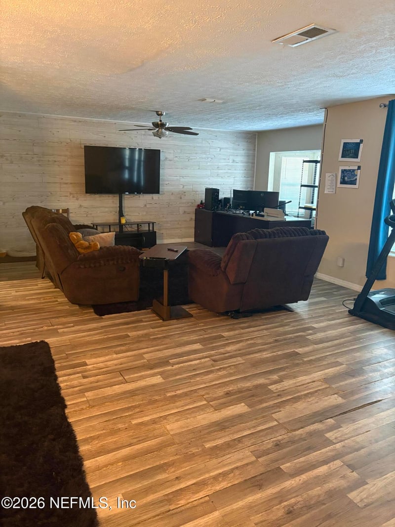 1154 Hickory Cv, Jacksonville, FL 32221