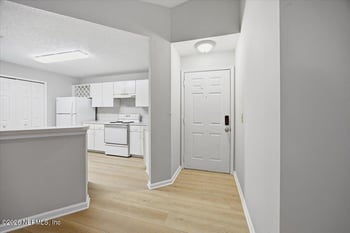 100 Ironwood Dr #121, Ponte Vedra Beach, FL 32082