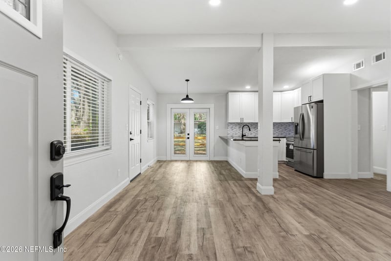 5501 Keystone Dr, Jacksonville, FL 32207