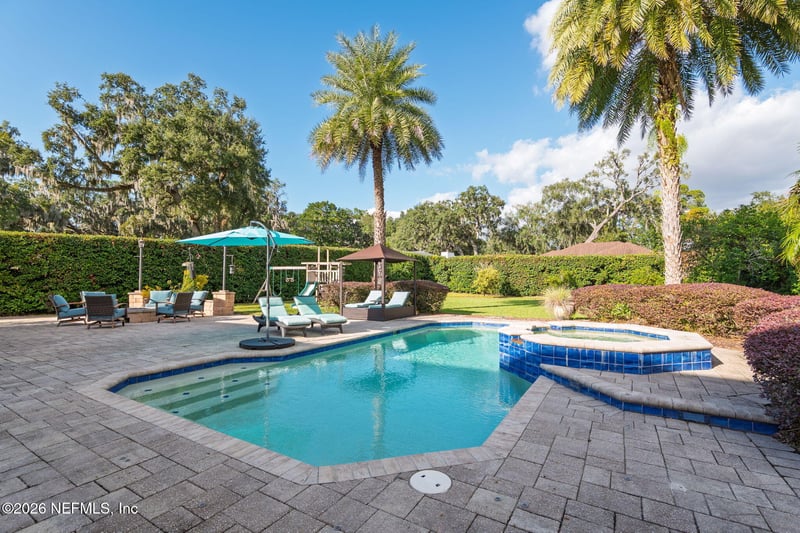 2553 Spreading Oaks Ln, Jacksonville, FL 32223