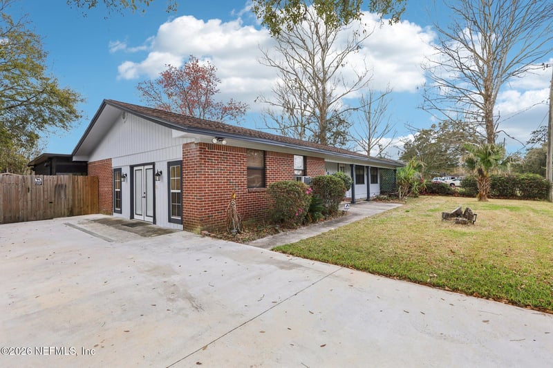 10761 Pinholster Rd, Jacksonville, FL 32218