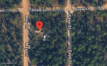 240 May Ln, Interlachen, FL 32148