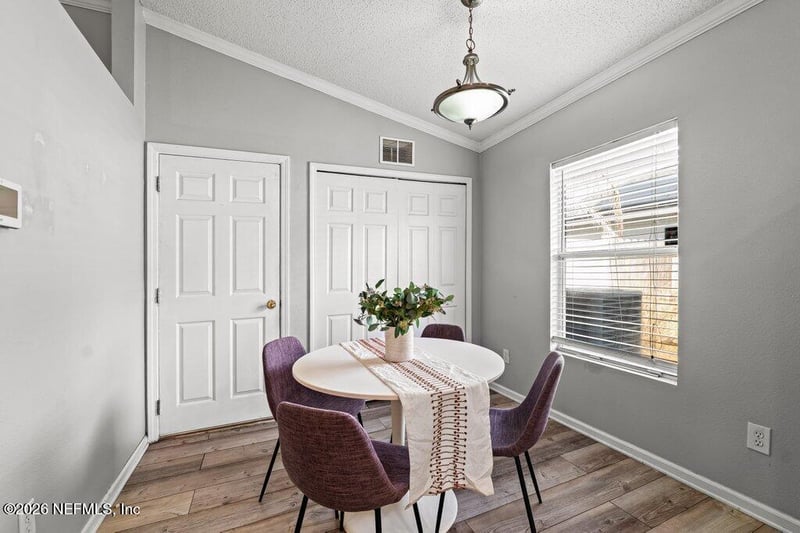 8660 Springtree Rd, Jacksonville, FL 32210