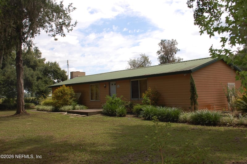 18811 243rd St, Hawthorne, FL 32640