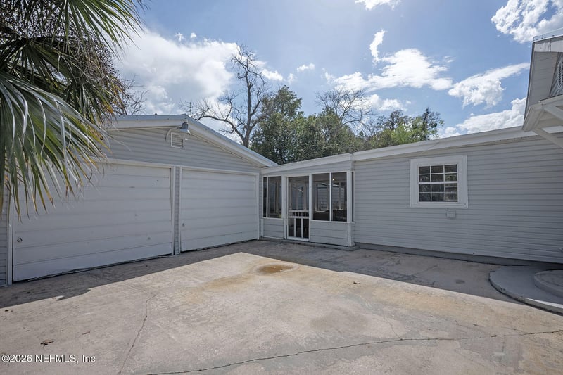 10623 Biscayne Blvd, Jacksonville, FL 32218