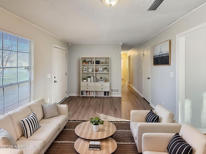 5717 Kinkaid Rd, Jacksonville, FL 32244