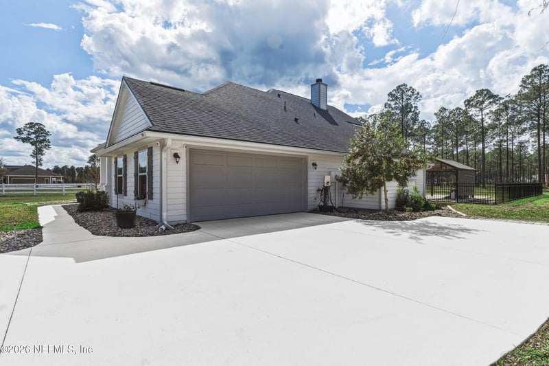 11060 Whisper Ridge Ct, Jacksonville, FL 32219