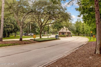 7955 Pine Lake Rd, Jacksonville, FL 32256