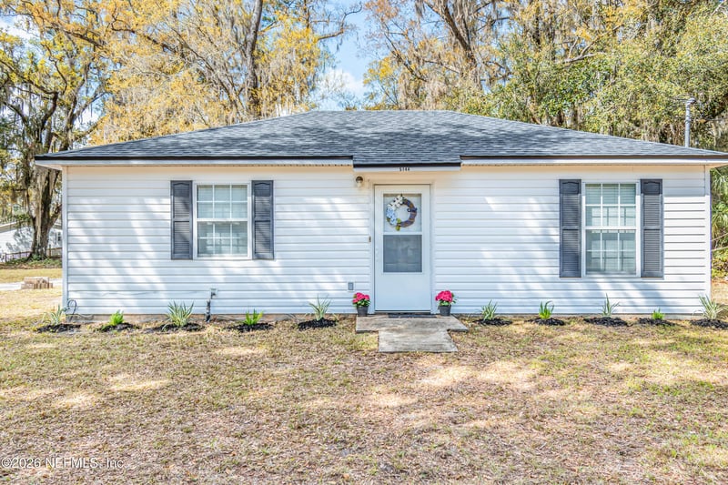 5144 Shaw St, Sanderson, FL 32087