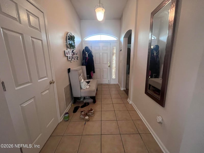 1450 Elsa Dr, Jacksonville, FL 32218