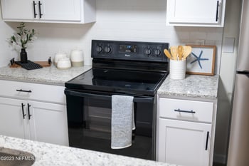 3802 Windjammer Ln, Vilano Beach, FL 32084