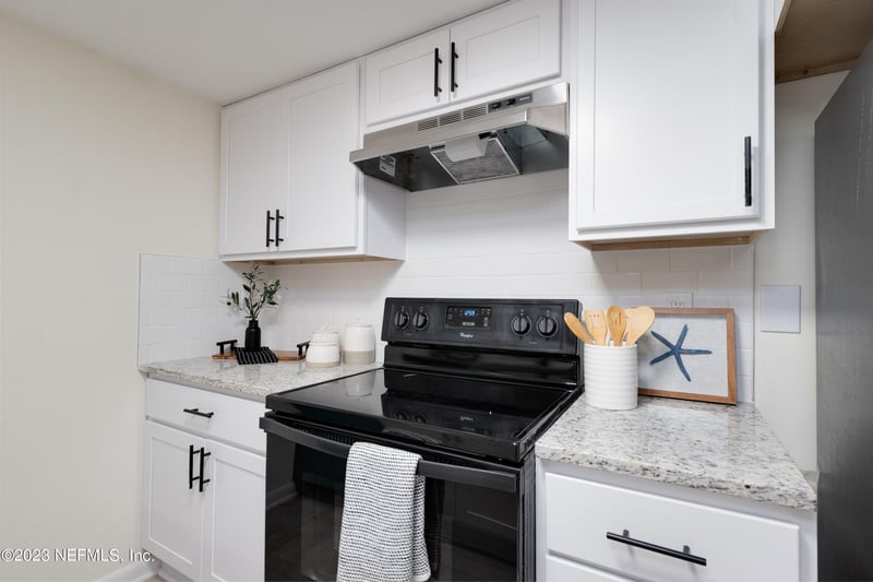 3802 Windjammer Ln, Vilano Beach, FL 32084