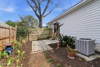 2843 Eighth St, St Augustine, FL 32084