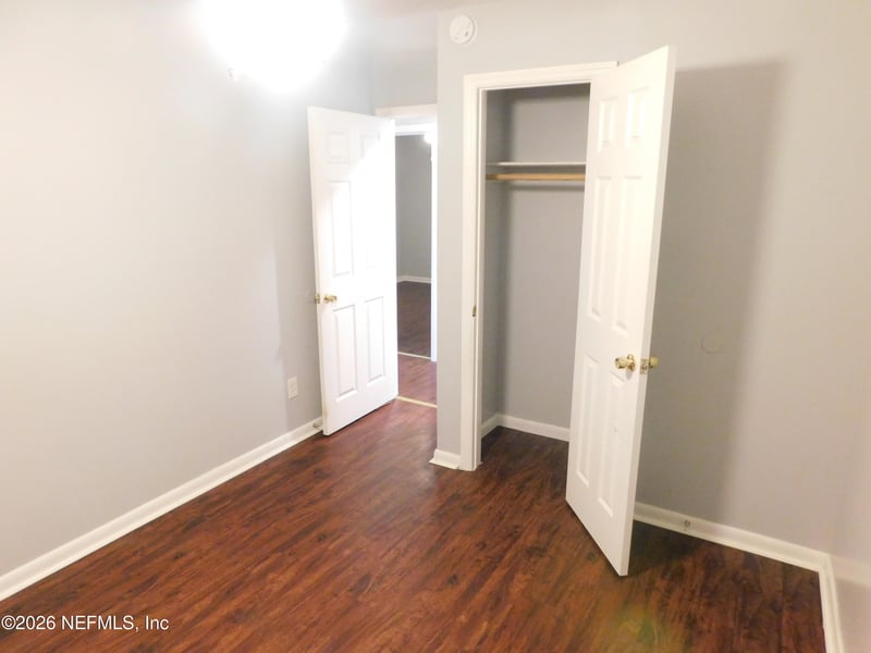 926 Pheasant Dr, Jacksonville, FL 32218