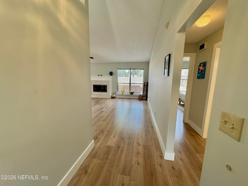 421 Chicopee Ct, Jacksonville, FL 32259