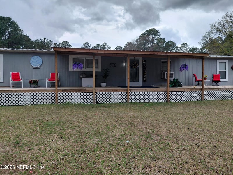 15690 Sears Rd, Jacksonville, FL 32218