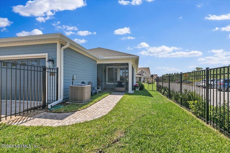 99 Dalton Cir, St Augustine, FL 32092