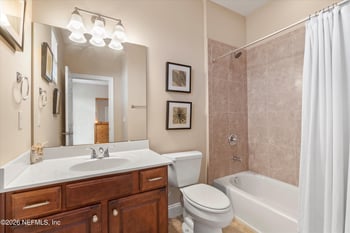 107 17th Ave #B, Jacksonville Beach, FL 32250