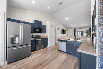 3808 Falcon Crest Dr, Green Cove Springs, FL 32043