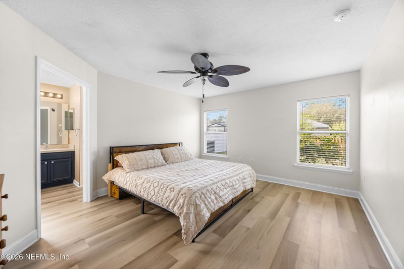 3808 Falcon Crest Dr, Green Cove Springs, FL 32043