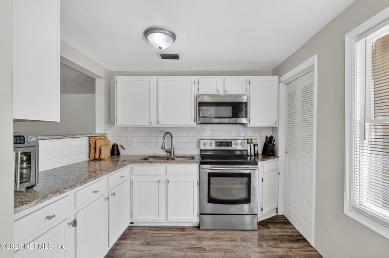 339 Metz St, Jacksonville, FL 32211