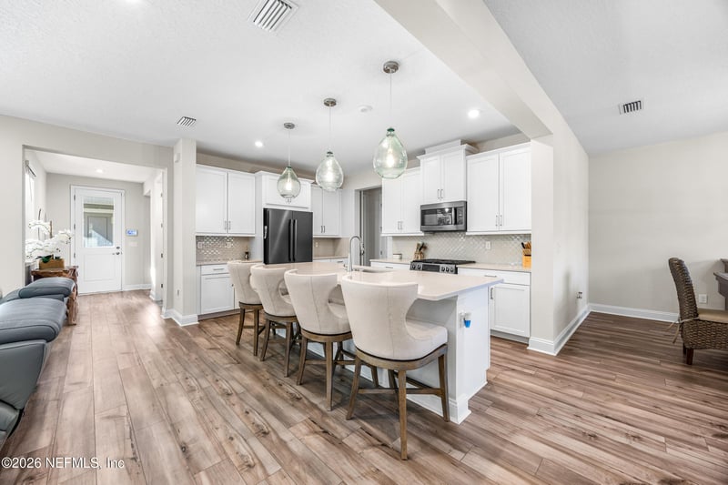 956 Orange Branch Trl, St Johns, FL 32259